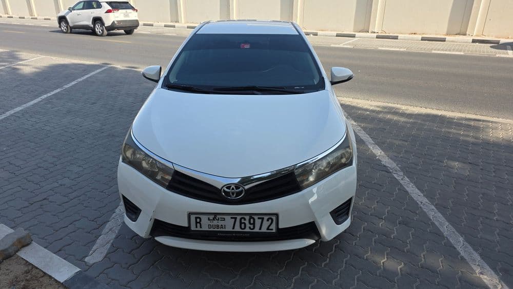 مستعملة تويوتا كورولا 2.0 L SE 2015
