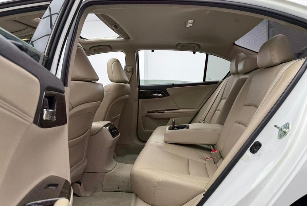 هوندا أكورد إي أكس V6 3.5لتر 2016 مستعملة