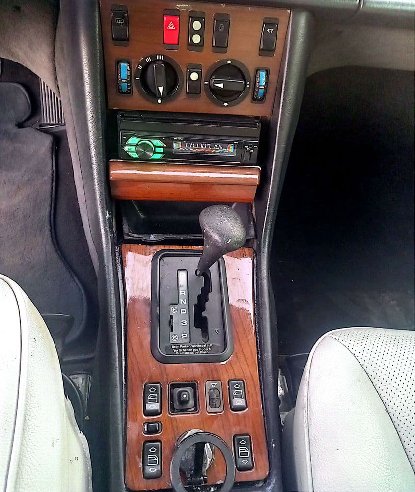Used Mercedes-Benz 300 1990