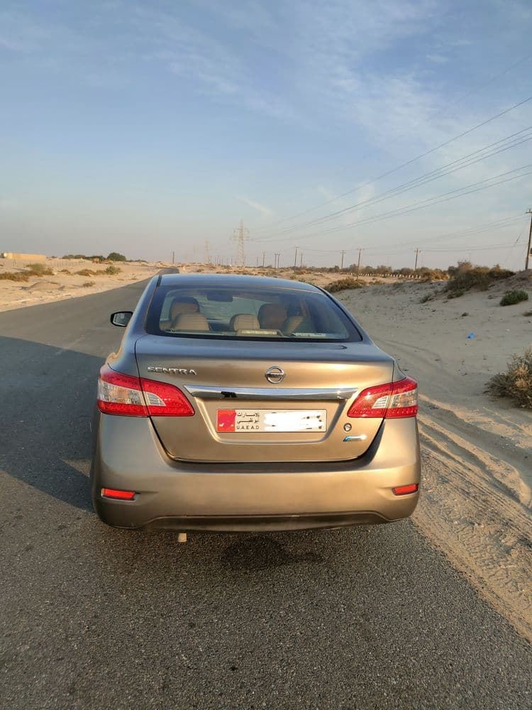 نيسان سنترا 1.6L S 2015 مستعملة
