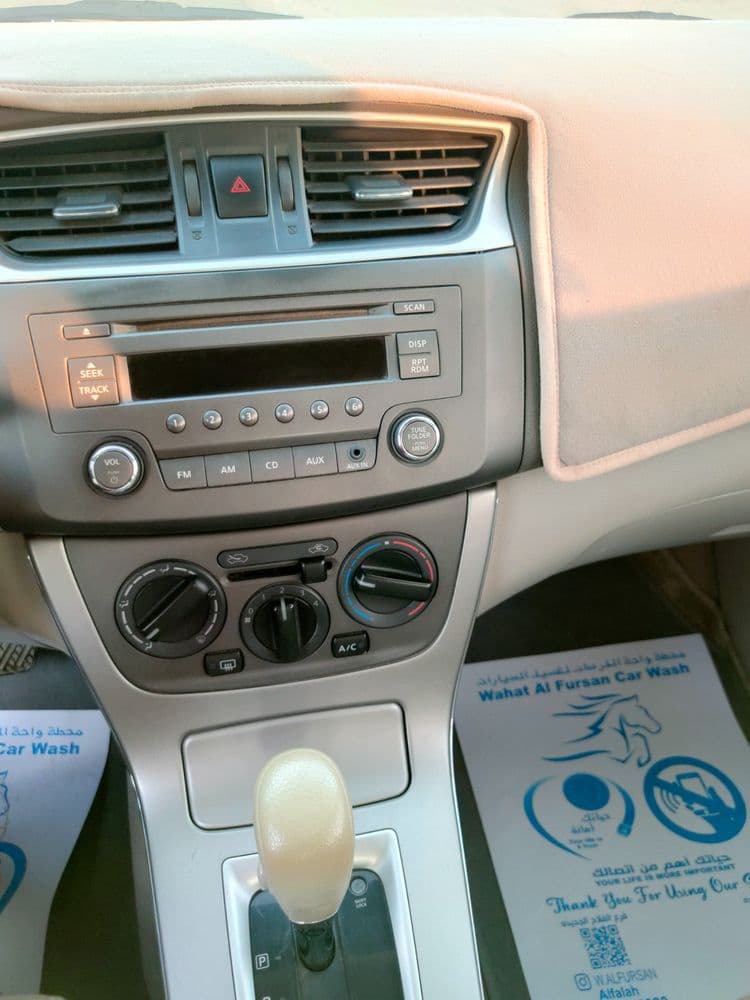 نيسان سنترا 1.6L S 2015 مستعملة