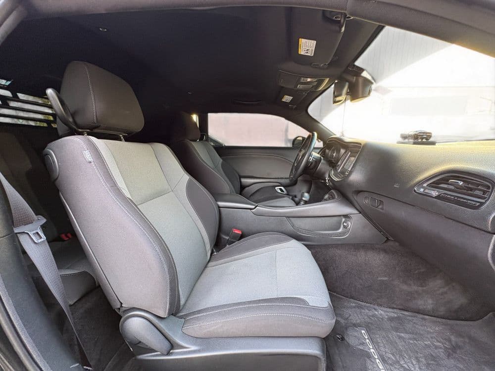 مستعملة دودج تشالنجر SE 3.6L 2015