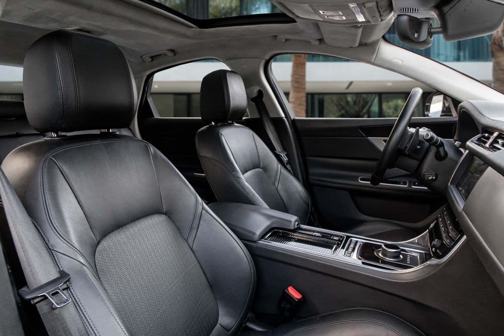 جاكوار إكس إف 2019 مستعملة