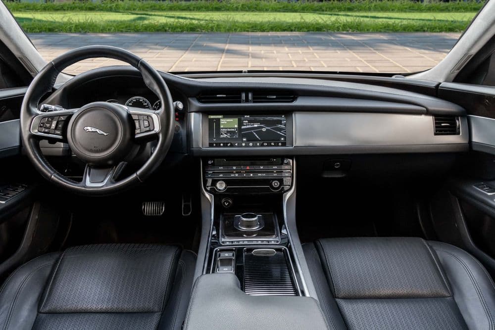 جاكوار إكس إف 2019 مستعملة