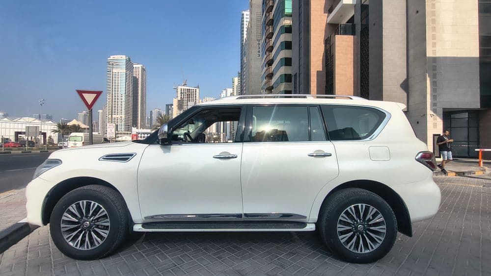 Used Nissan Patrol 4.0L SE Platinum 2017