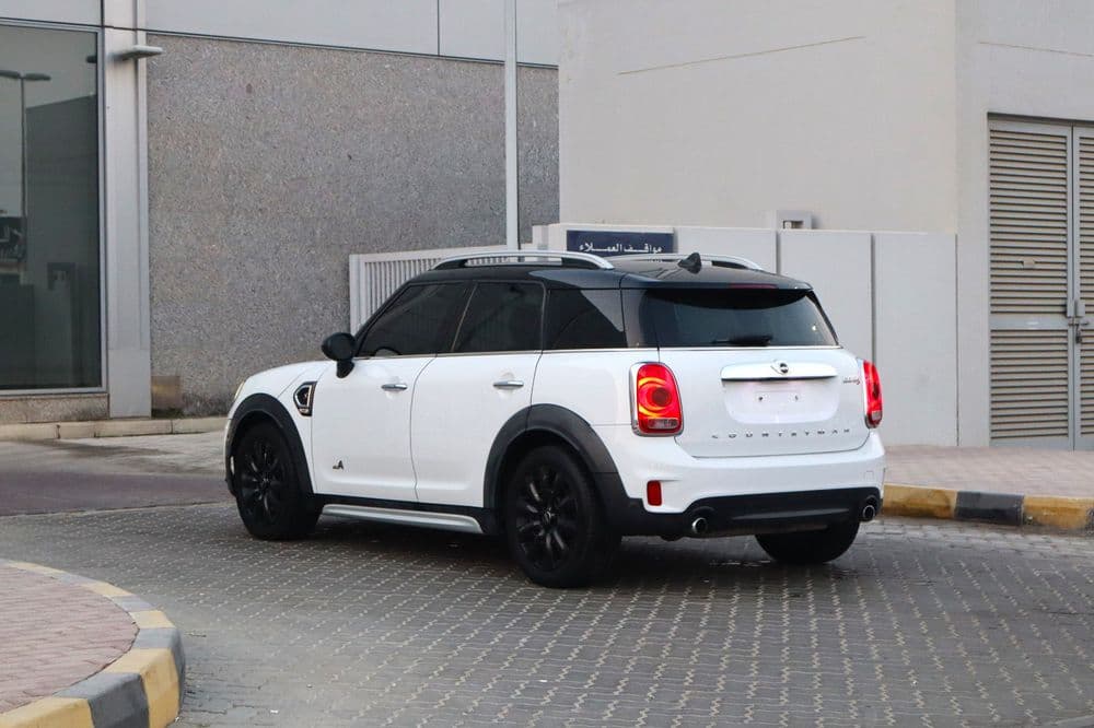 ميني كونتريمان 2018 مستعملة