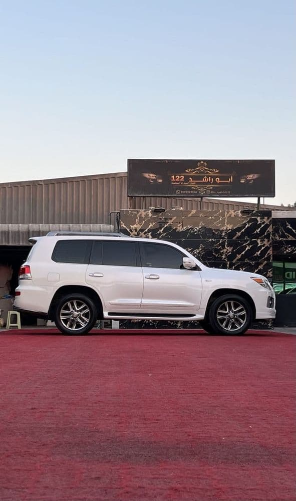 Used Lexus LX 570 5 door 5.7L 2010