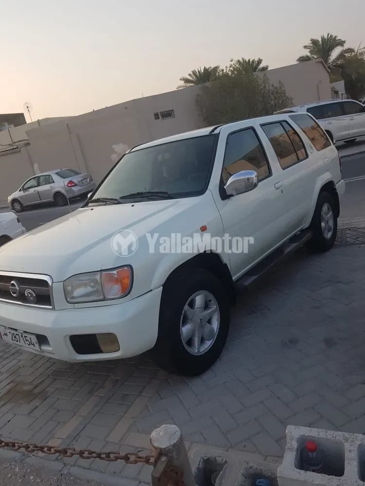 Used Nissan Pathfinder 3.5L SV 4WD 2005