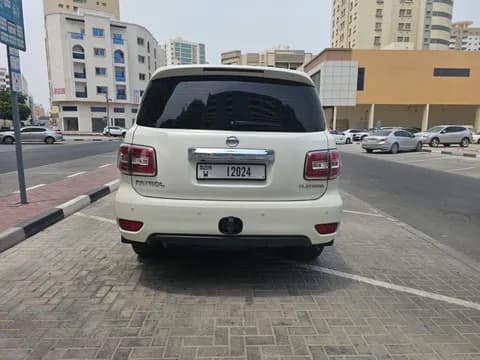 Used Nissan Patrol 4.0L SE (Full Option) 2015