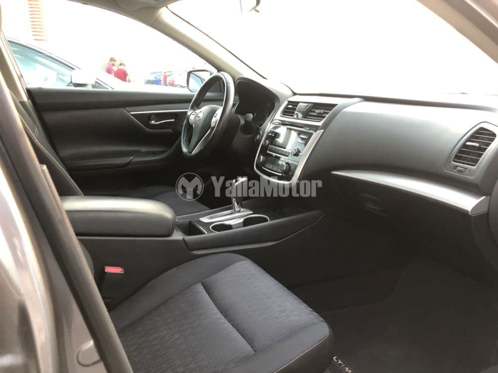 Used Nissan Altima 2.5 SV 2018