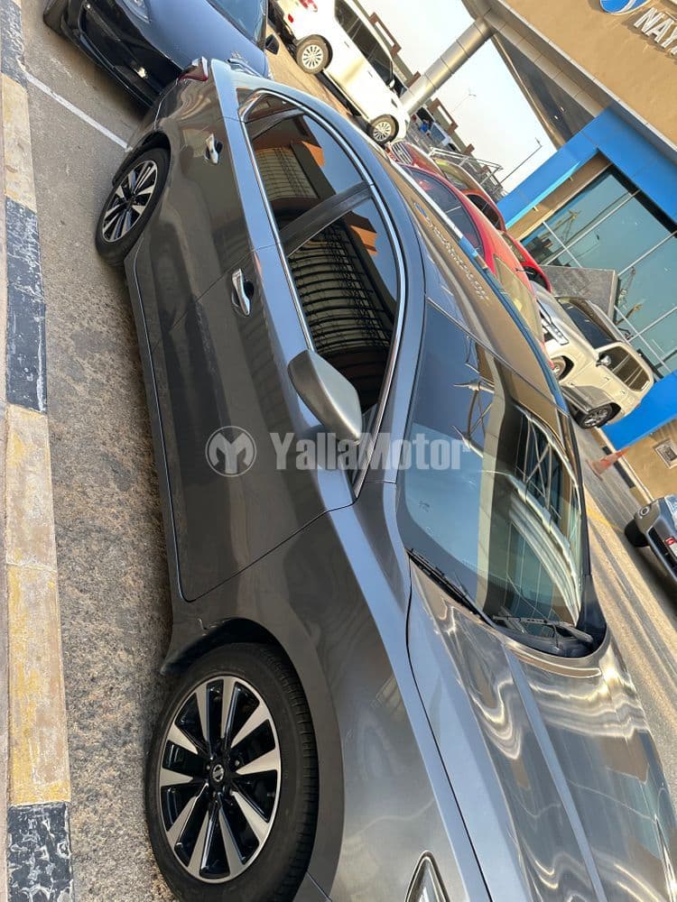 Used Nissan Altima 2.5 SV 2017