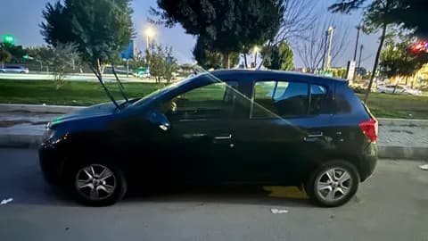 مستعملة رينو سانديرو 4 Door 1.6L Automatic 2015 مستعملة رينو سانديرو 4 Door 1.6L Automatic 2015 used_cars.forSale