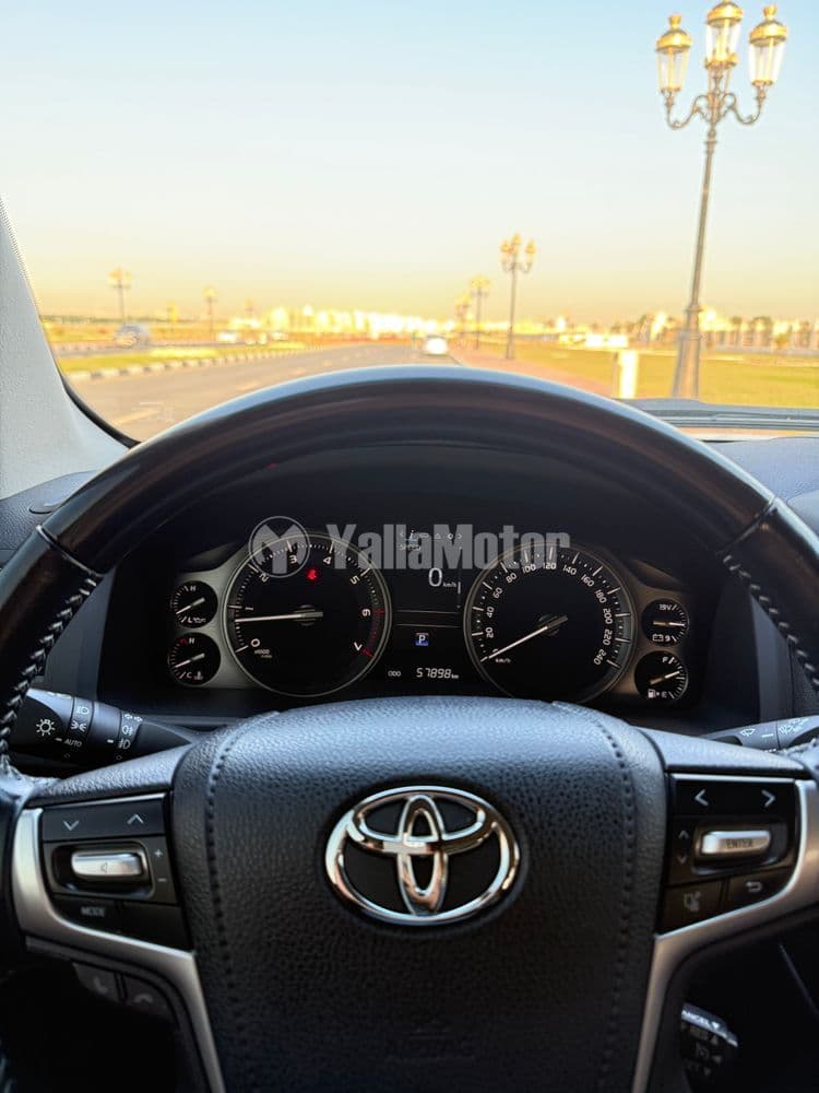 تويوتا لاند كروزر 4.0L GXR GT 2021 مستعملة