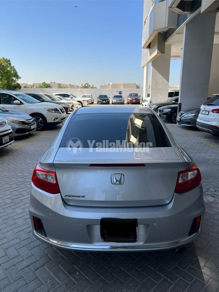 هوندا أكورد كوبيه 2.4 لتر إي اكس 2015 مستعملة