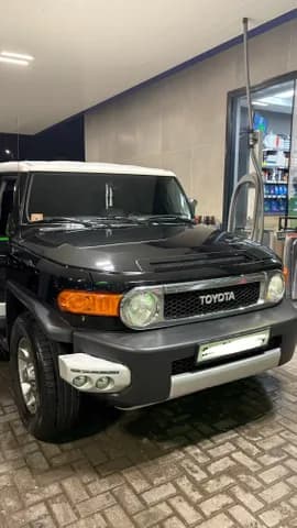 Used Toyota FJ Cruiser 5 Door 4.0L (Automatic) 2012