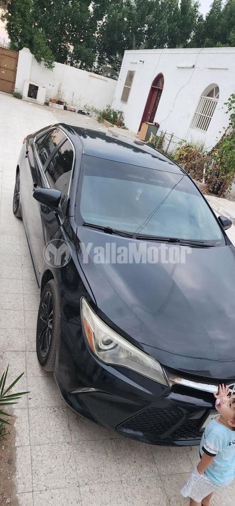 Used Toyota Camry 2.5L SE 2017