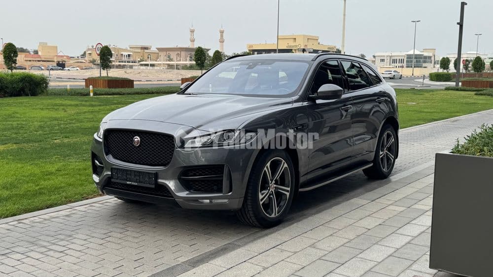 Used Jaguar F-Pace 2.0T R-Sport 250 PS 2019