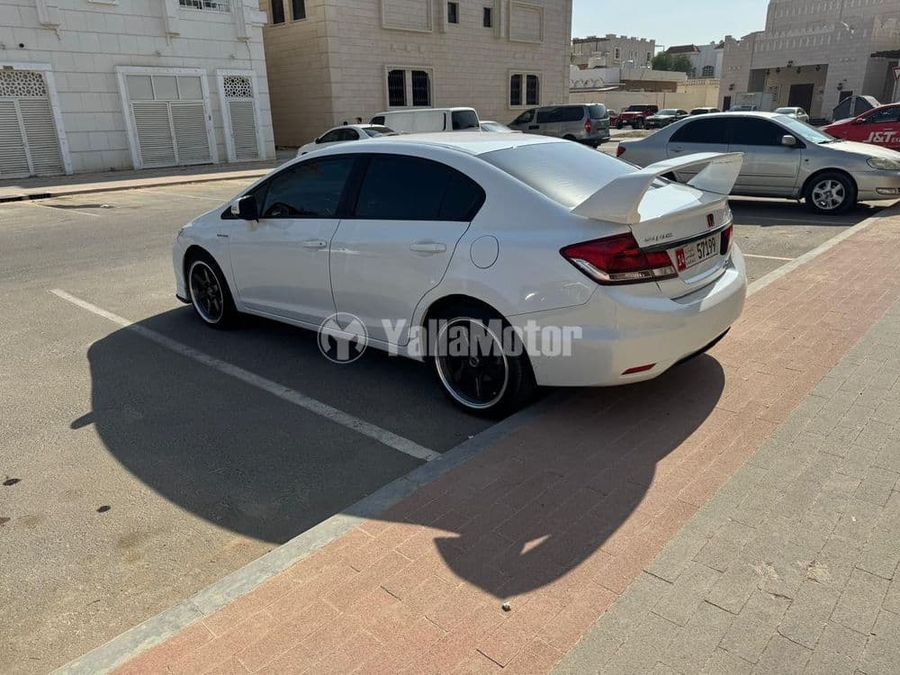 مستعملة هوندا سيفيك 2014