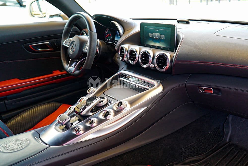 مستعملة مرسيدس بنز أي ام جي جي تي 2016