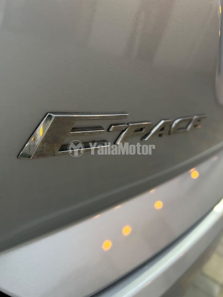 Used Jaguar E-Pace 2.0T S 250 PS 2019