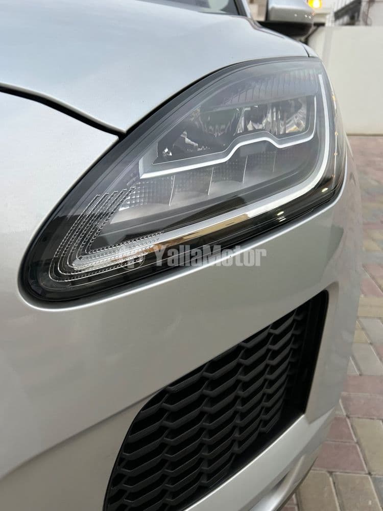 Used Jaguar E-Pace 2.0T S 250 PS 2019
