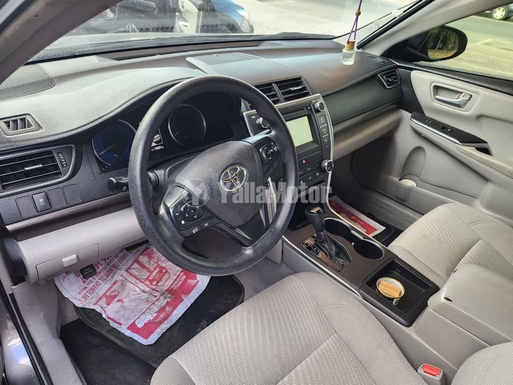 Used Toyota Camry 2017