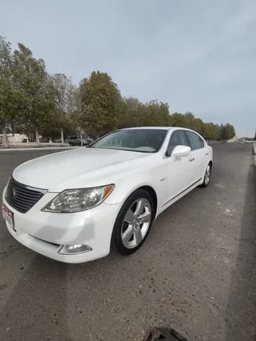 Used Lexus LS 460L 4 door 4.6L LWB 2008