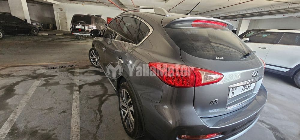 مستعملة انفينيتي كيو اكس50 3.7L لكشاري 2017