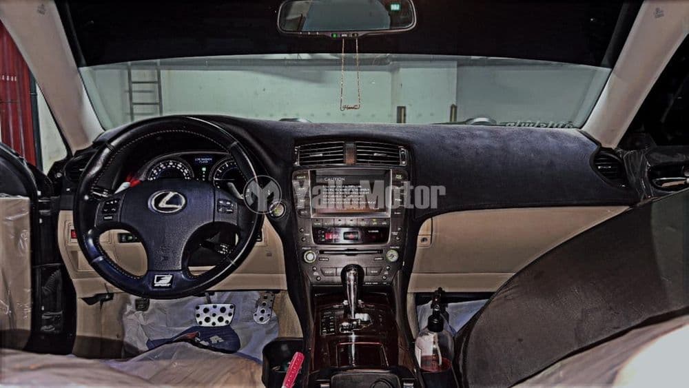 Used Lexus IS 4 door 2.5L 2007