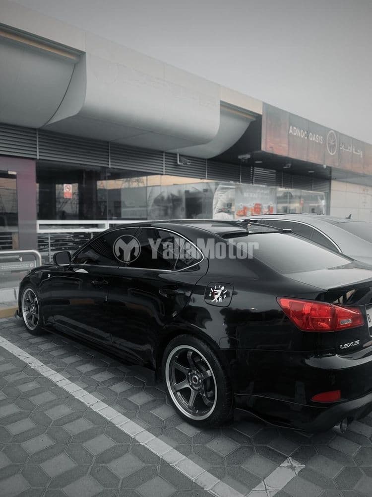 Used Lexus IS 4 door 2.5L 2007