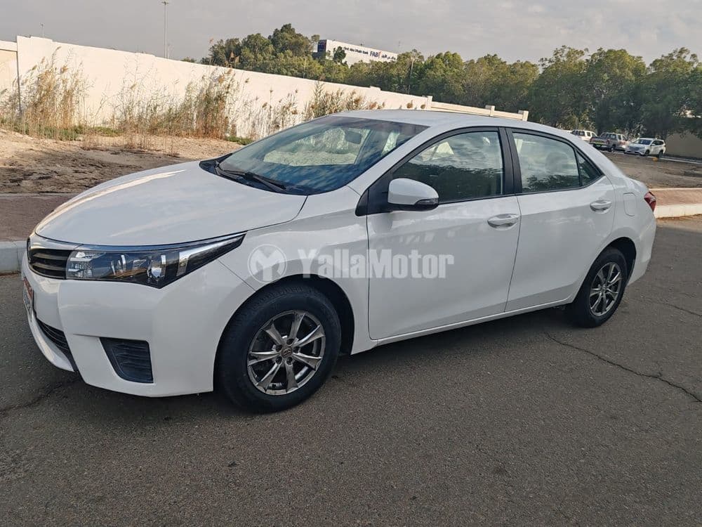 تويوتا كورولا 1.6L 2015 مستعملة