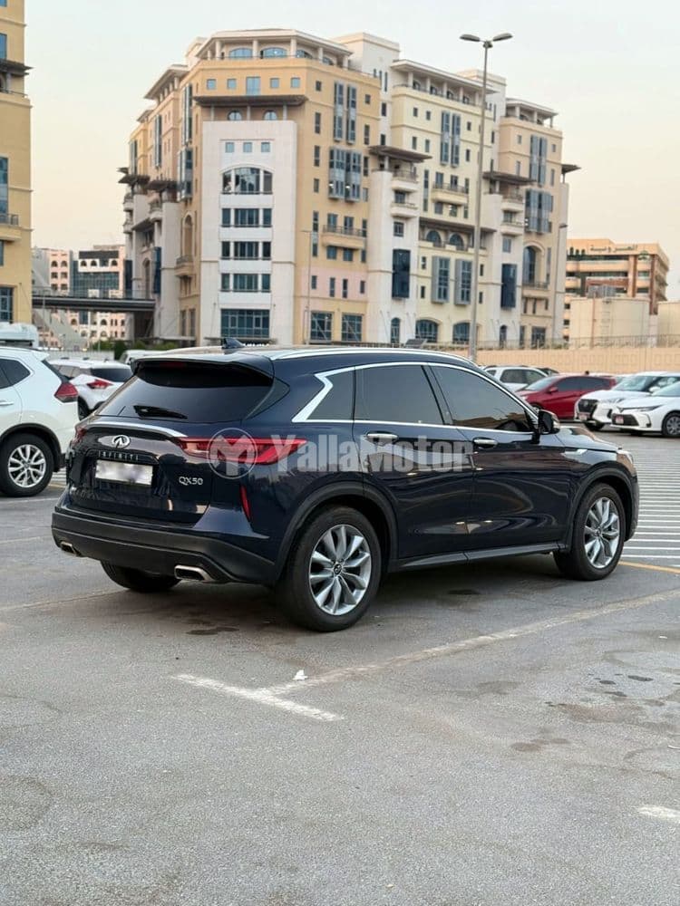 مستعملة انفينيتي كيو اكس50 2.0T Luxe FWD 2022