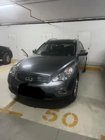 مستعملة انفينيتي أف اكس 50 4 Door 5.0L 2015 مستعملة انفينيتي أف اكس 50 4 Door 5.0L 2015 used_cars.forSale