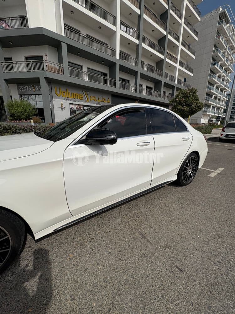 مرسيدس بنز الفئة سي C 200 2017 مستعملة