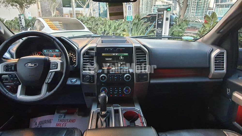 مستعملة فورد أف-150 5.0L Crew Cab Lariat FX4 Luxury+Chrome Pack 2015