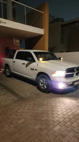 Used RAM 1500 SLT Crew 5.7L 2017