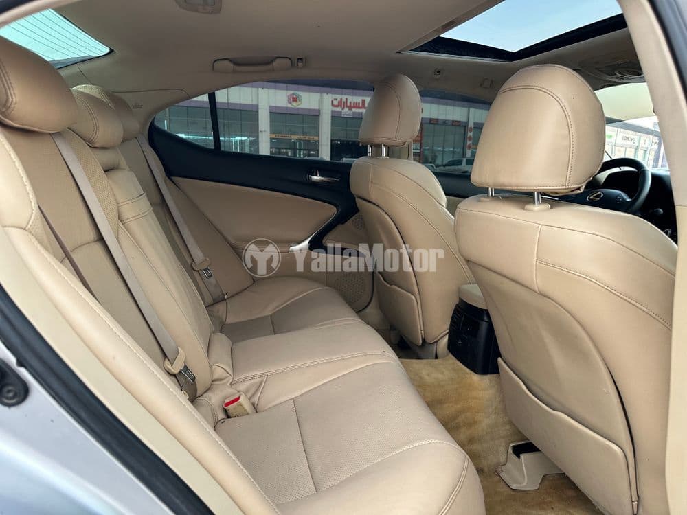 Used Lexus IS 300 4 door 3.0L 2007