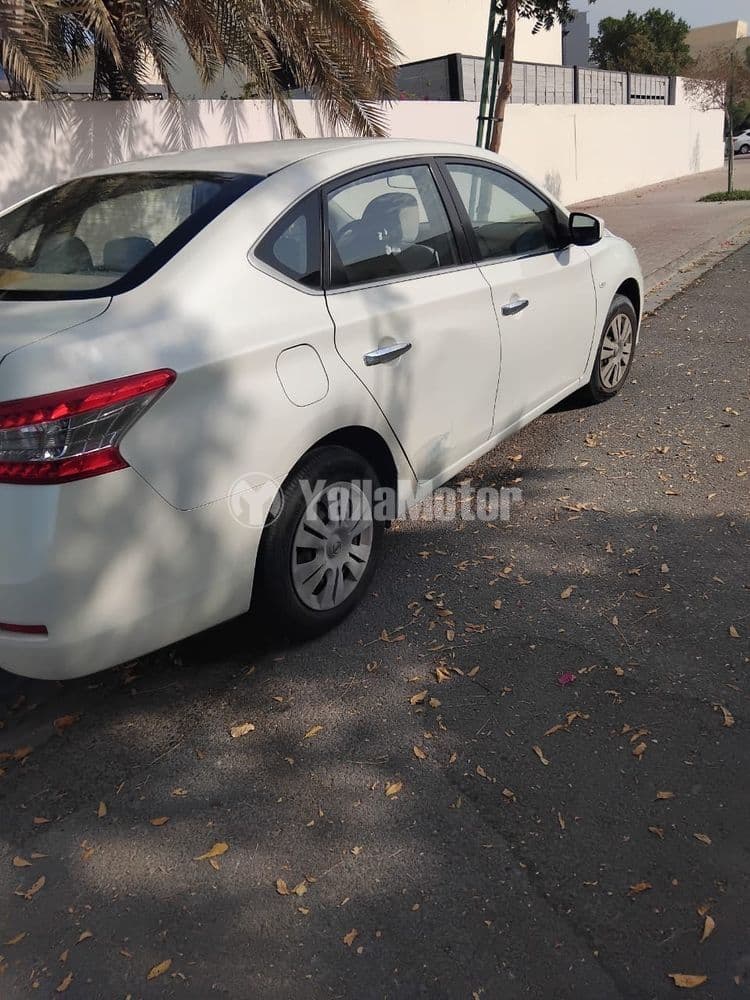 مستعملة نيسان سنترا 1.8L Sedan 2015