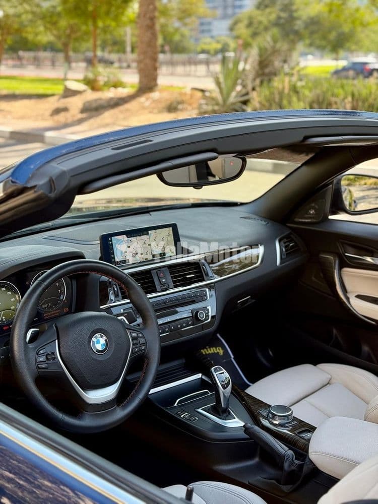 بي إم دبليو الفئة الثانية المكشوفة 220i 2018 مستعملة