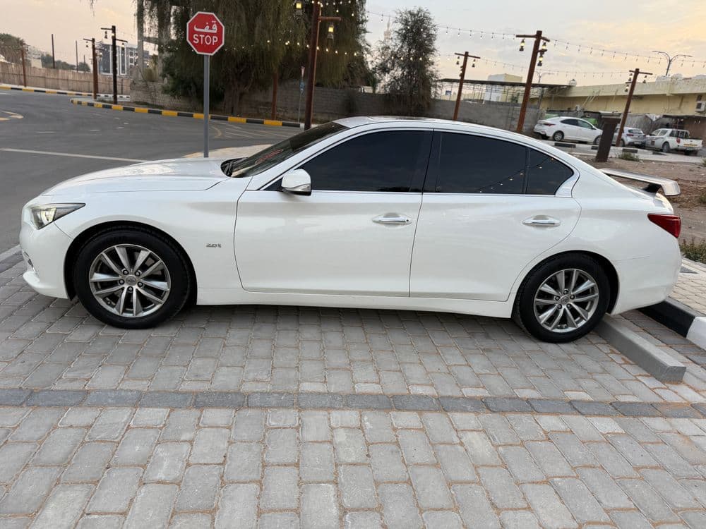 انفينيتي كيو50 2.0 توربو 2015 مستعملة