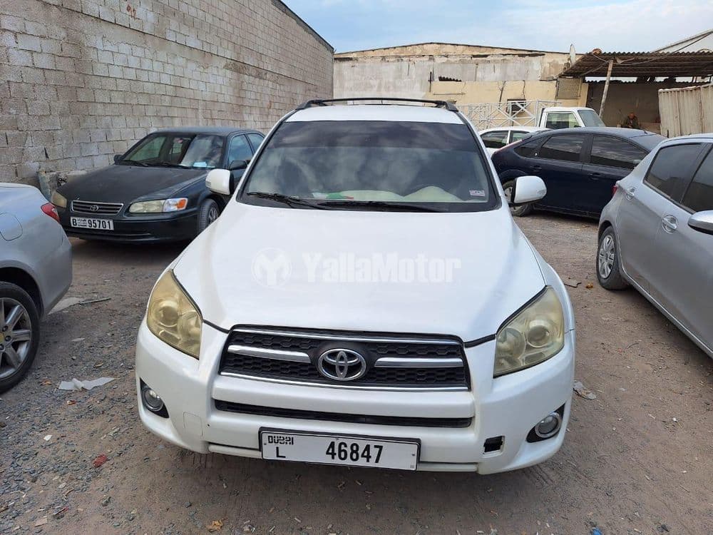 مستعملة تويوتا راف4 2.5L Full Option 4X4 2010