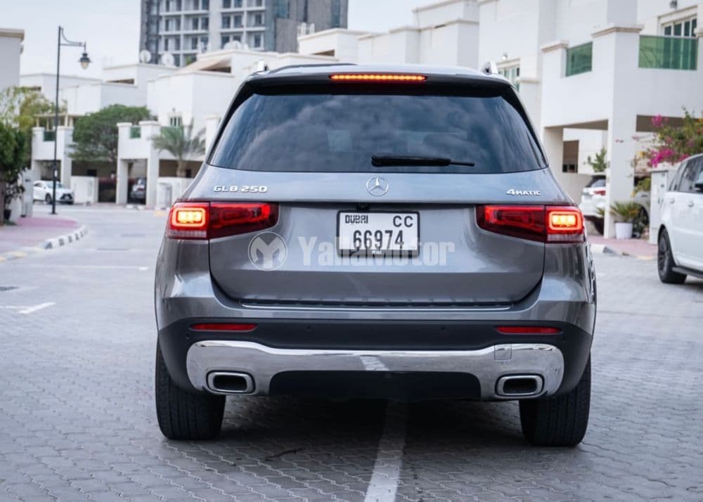 مستعملة مرسيدس بنز GLB 250 4MATIC 2023