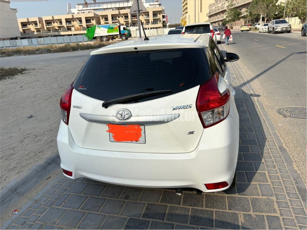تويوتا يارس هاتشباك 1.3L SE 2016 مستعملة