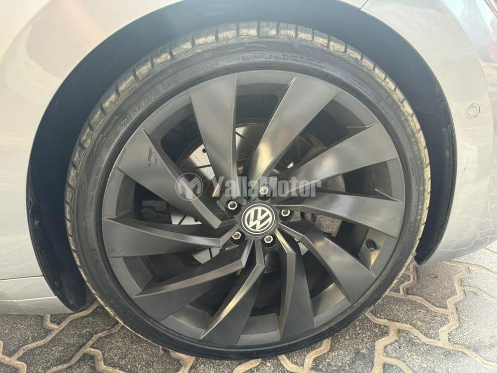 Used Volkswagen Arteon 2.0 TSI R-Line 4MOTION 2019
