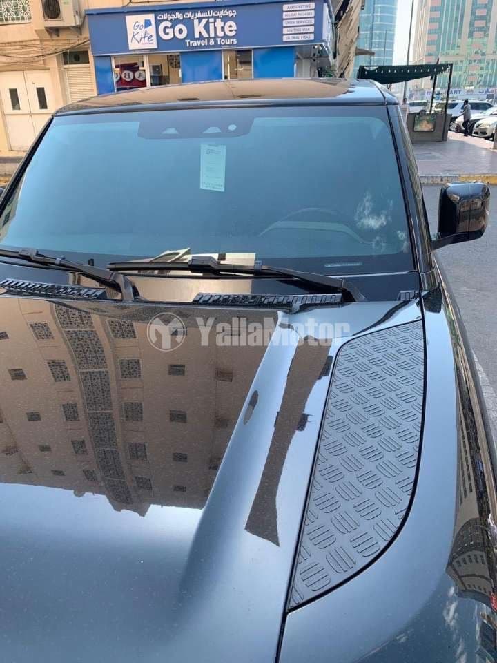 لاند روفر ديفندر 110 SE P400 2022 مستعملة