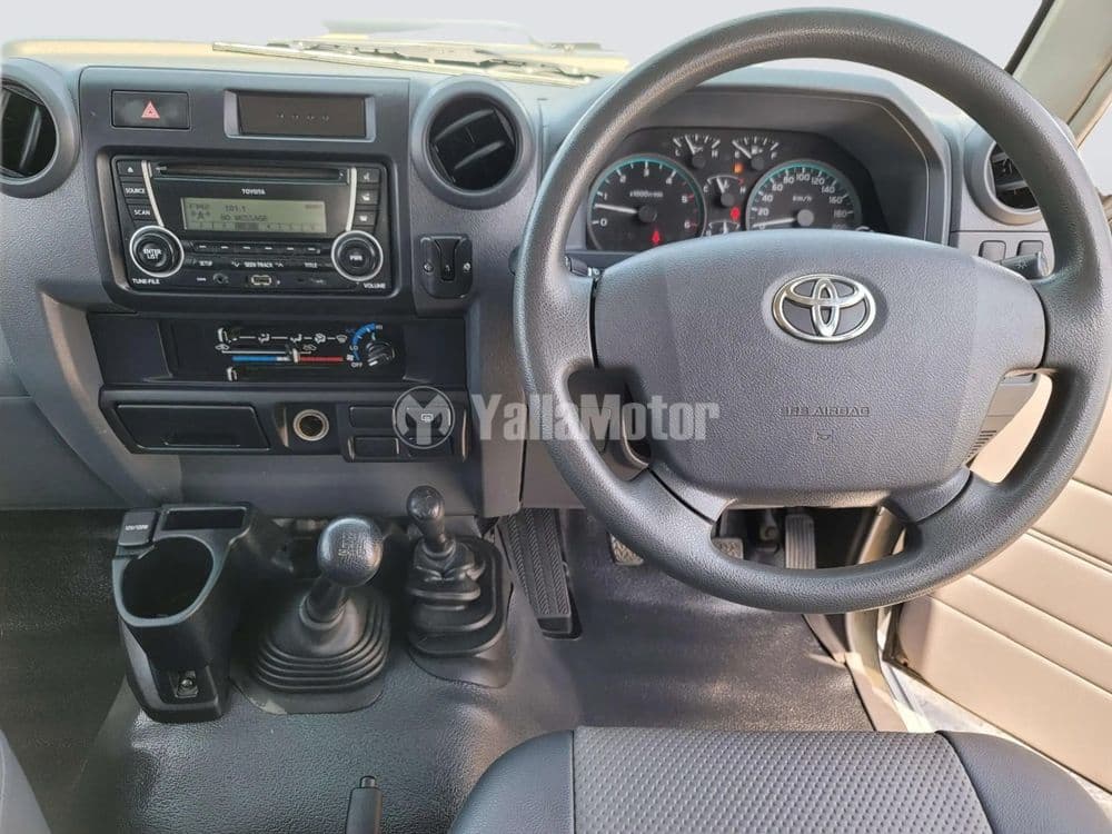 Used Toyota Land Cruiser 2014