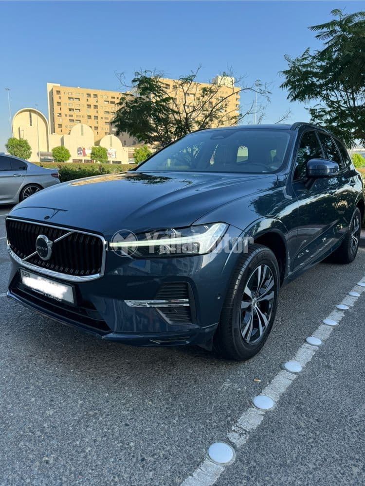 Used Volvo XC60 2.0T B5 MHEV Momentum 2022