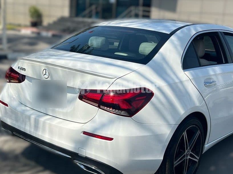 مستعملة مرسيدس بنز اي-كلاس سيدان 220 4MATIC 2019