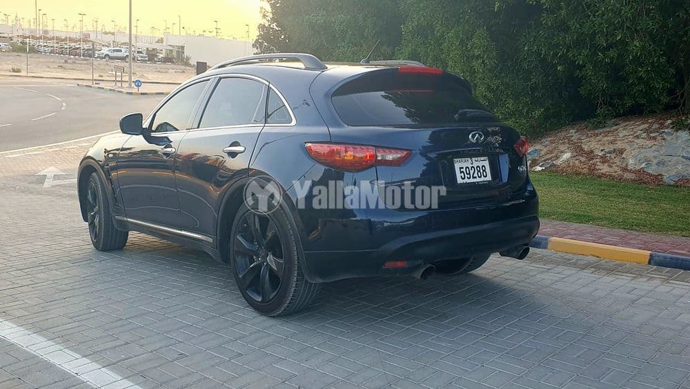 مستعملة انفينيتي كيو اكس70 5.0L سبورت لكشاري 2020