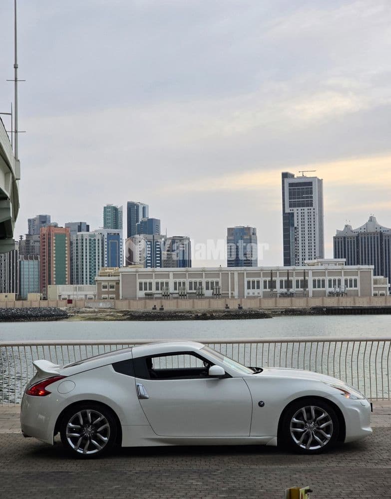 نيسان 370 زي 3.7L Coupe 2013 مستعملة